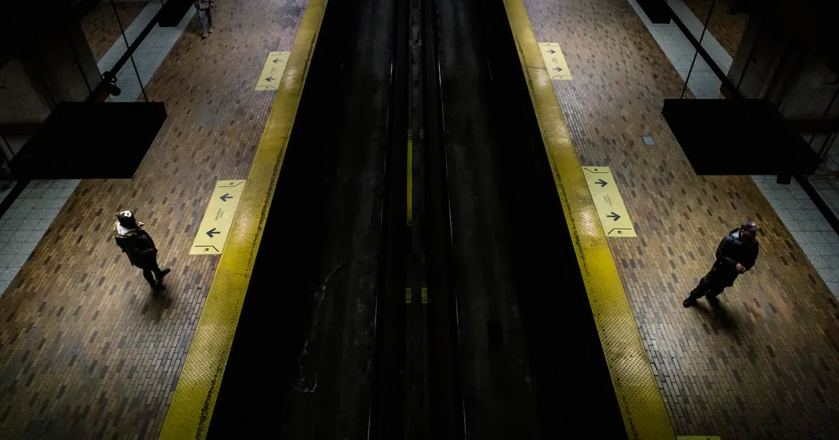 Cover image for Sleepless Concurrency: delay() vs. Thread.sleep()